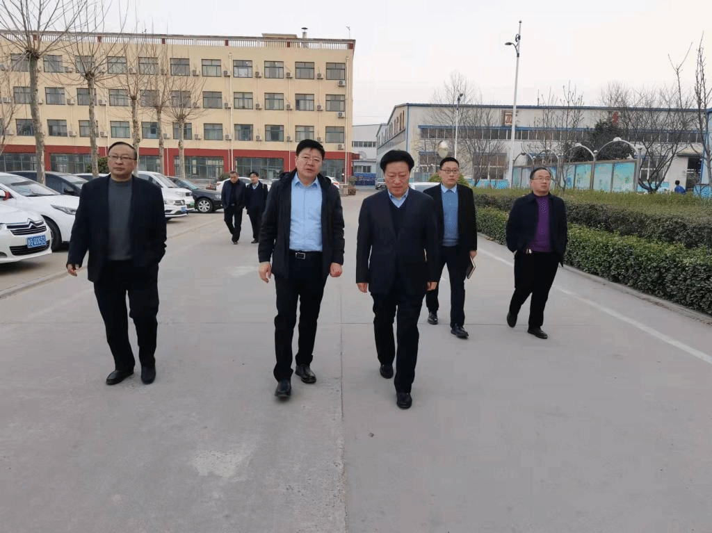 理事长张绍秋一行深入企业考察调研-潍坊工商职业学院两翼建设